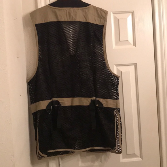Fieldline Tunic Hunting Vest - Size XL/XXL - $19 - Picture 2 of 16